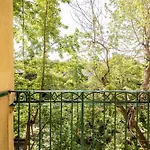 - Balcony - - Quiet