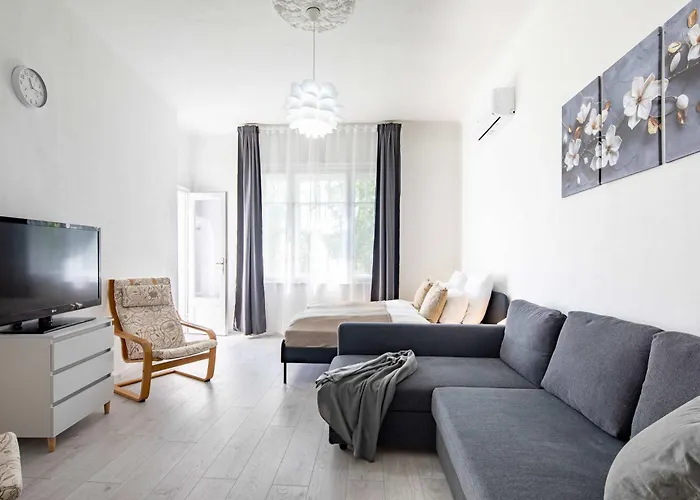 - Balcony - - Quiet Appartement Budapest
