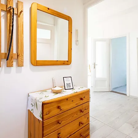 - Balcony - - Quiet Lägenhet Budapest