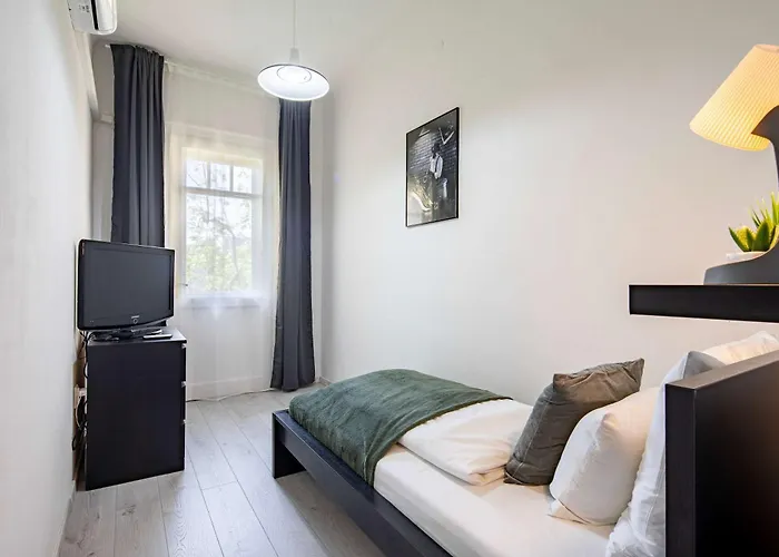 - Balcony - - Quiet Apartament Budapesta