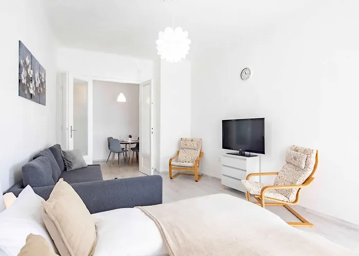 Apartament - Balcony - - Quiet Budapesta